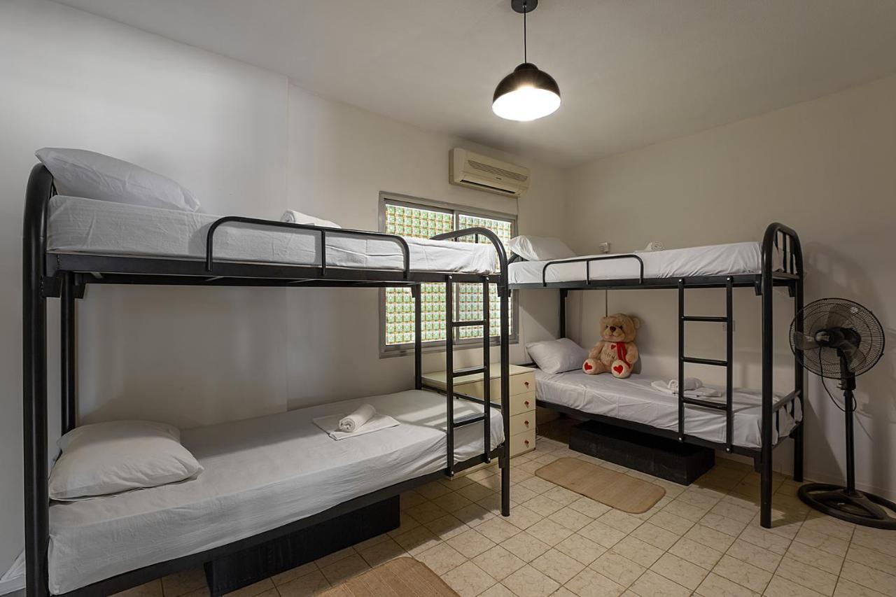 White Hostel ليماسول المظهر الخارجي الصورة